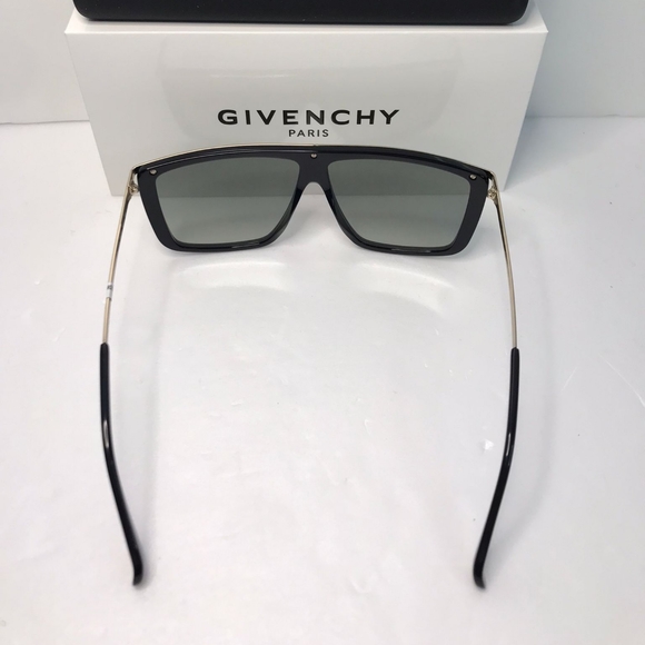 💯original Givenchy Grey Gradient Square Ladies Sunglasses GV 7146/G/S 62/11. - Picture 6 of 13